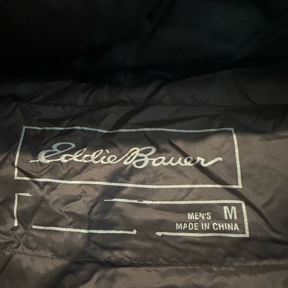 Eddie Bauer Men’s Medium Puffer Jacket - Picture 3 of 9
